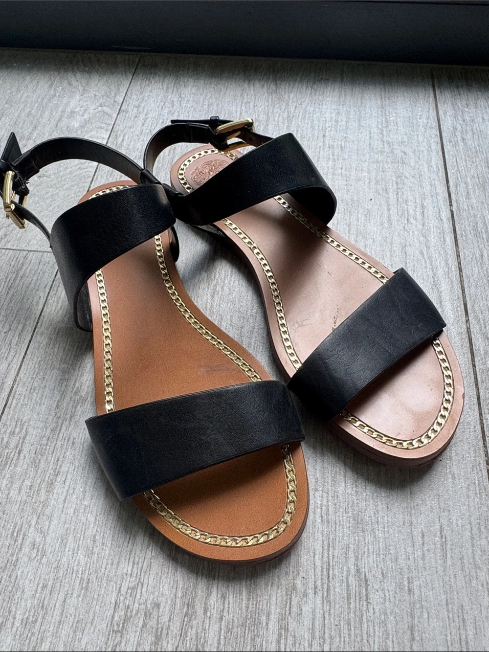 Vince Camuto vince camuto